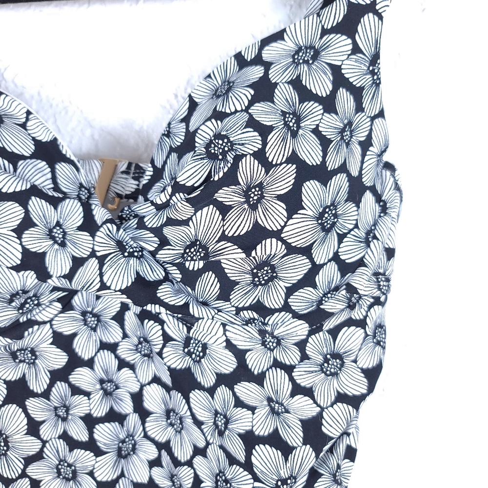 ANNE COLE Floral Twist Bandeau Swimwear - Picture 11 of 11